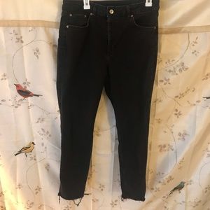 🍓 H&M Divided Black Mid Rise Jeans